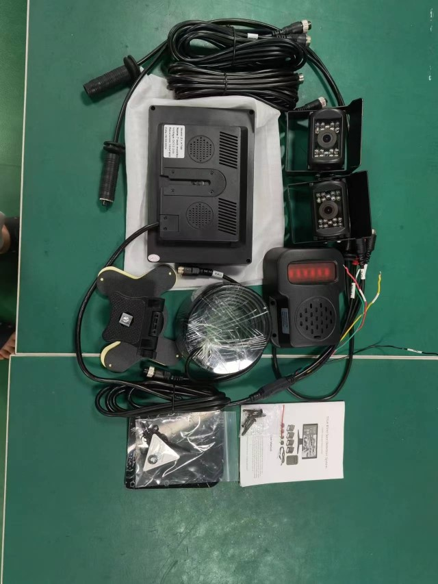 Reversing Camera with Monitor 24V – Featuring A.I. Sensor